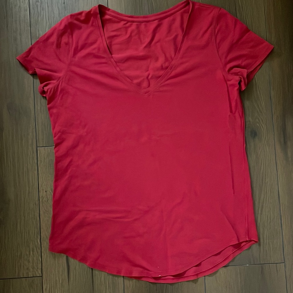 Lululemon Love Crew V Neck T